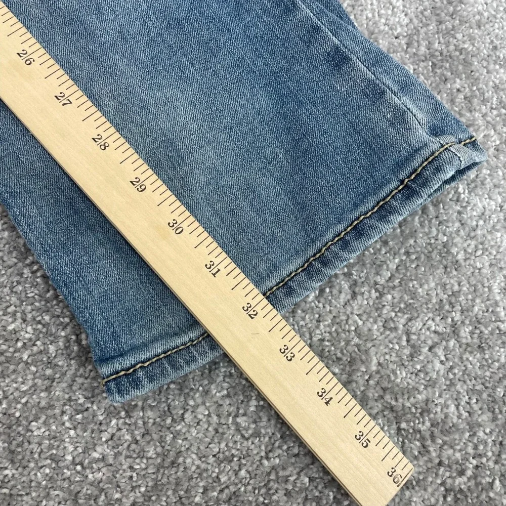 Silver Jeans visible pink
